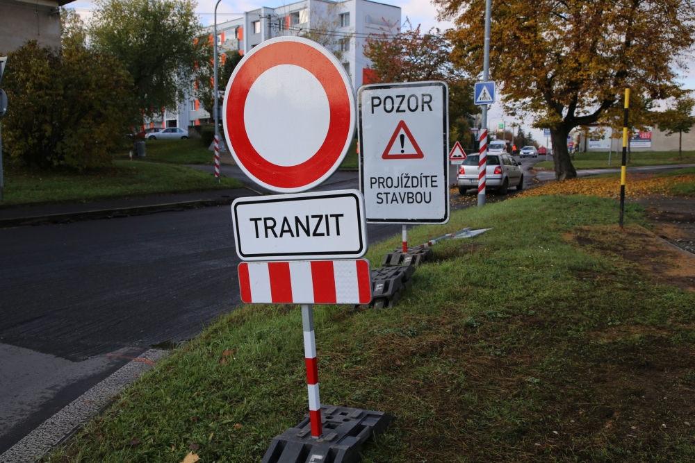  Opravy v&nbsp;ulicích Hornická a&nbsp;9. května pokračují