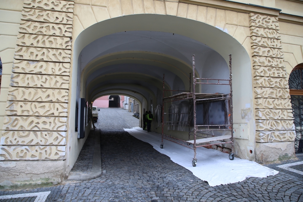  Zahájili jsme rekonstrukci průchodu na Karlově náměstí